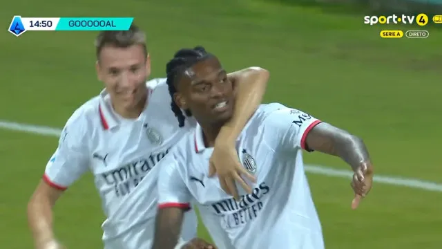 'Classe pura'. Golo de Rafael Leão devolveu o empate ao Cagliari-AC Milan