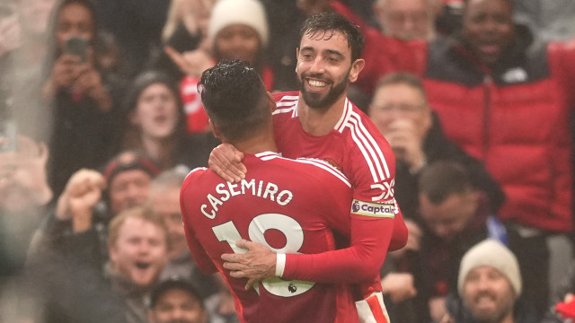 Bruno Fernandes entrega Manchester United a Amorim em 'ponto de rebuçado'