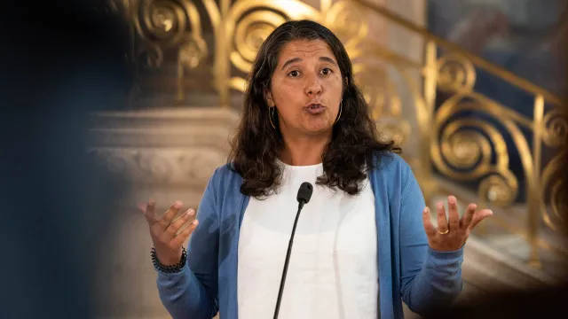 PCP sobre exames: "Problemas estão longe de estar resolvidos"