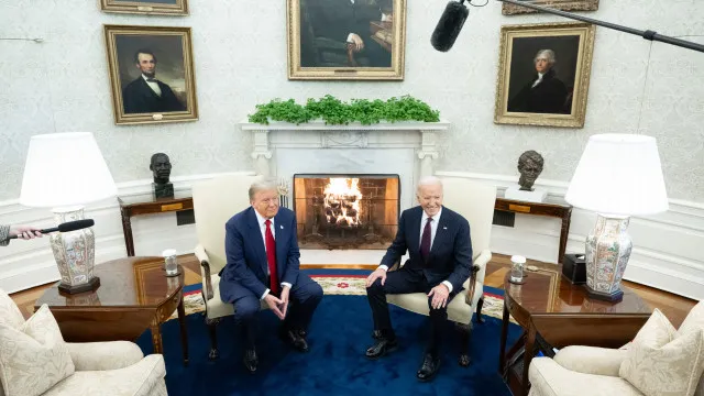 "Transição suave". Joe Biden e Donald Trump reunidos na Casa Branca