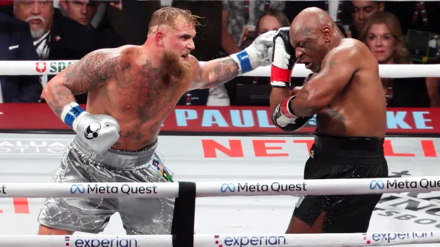 Combate entre Mike Tyson e Jake Paul na Netflix com problemas no servidor