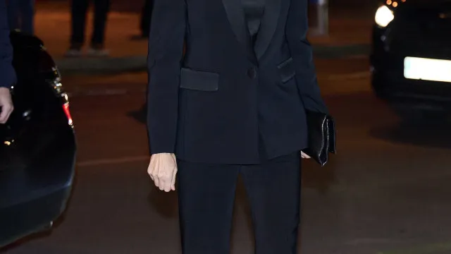 Letizia em look total preto de (quase) 400 euros