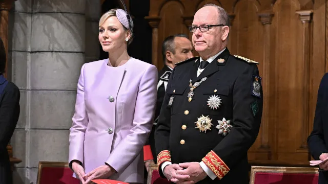 Príncipe Alberto e princesa Charlene celebram Dia Nacional do Mónaco