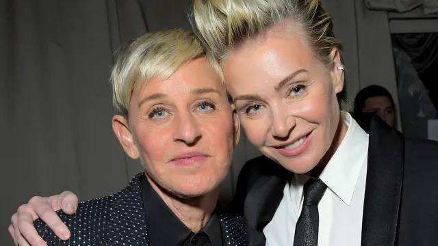 20 anos juntas". Ellen DeGeneres e Portia de Rossi celebram marco