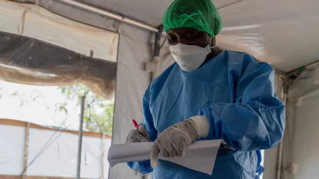 
                    ONU diz que epidemia de Ébola agrava crise alimentar no leste da RDCongo
                