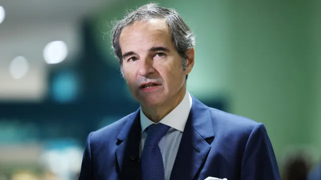 
                    AIEA diz que central nuclear de Zaporíjia pode sofrer apagão em 10 dias
                