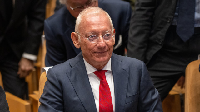 Fundador da Mango morre após queda em caminhada com a família