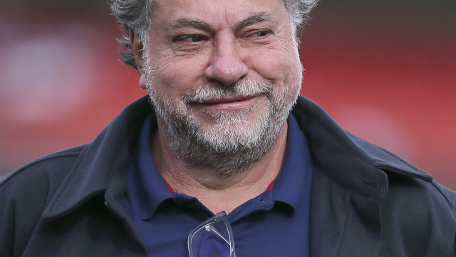 Oposição a Casares se une e forma novo grupo no Conselho do São Paulo