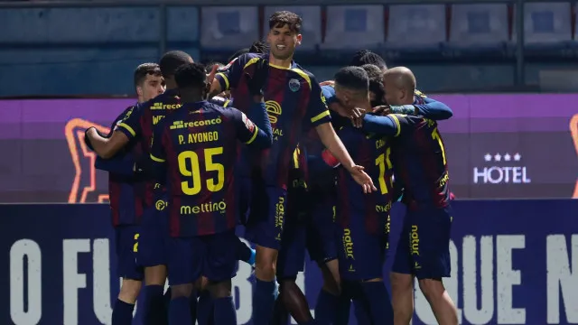 
                    Chaves vence e afunda Oliveirense no fundo da tabela
                