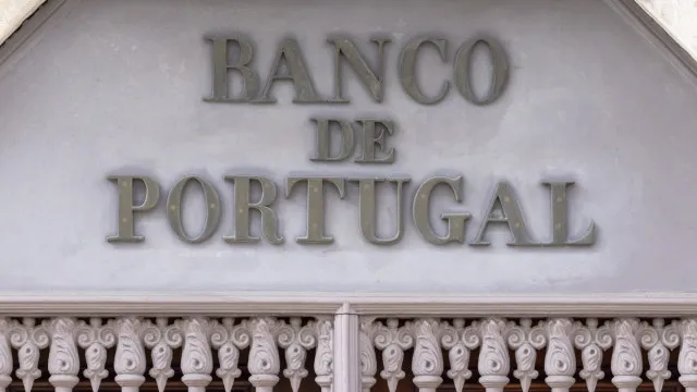 
                    Apagão: BdP está a desenvolver plano para resiliência de pagamentos
                