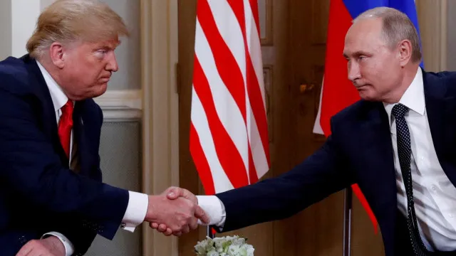 
                    Putin diz a Trump que EUA e Irão podem e devem chegar a um acordo de paz
                