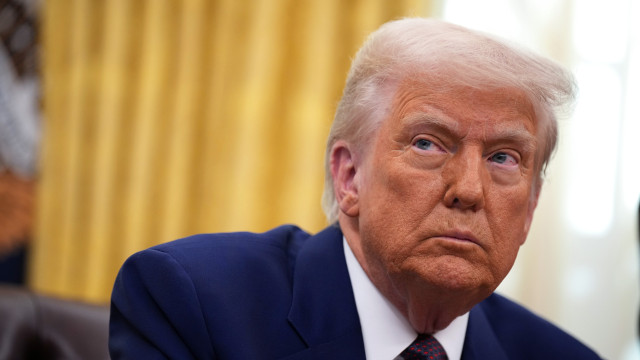 Trump acusa Zelensky de ser