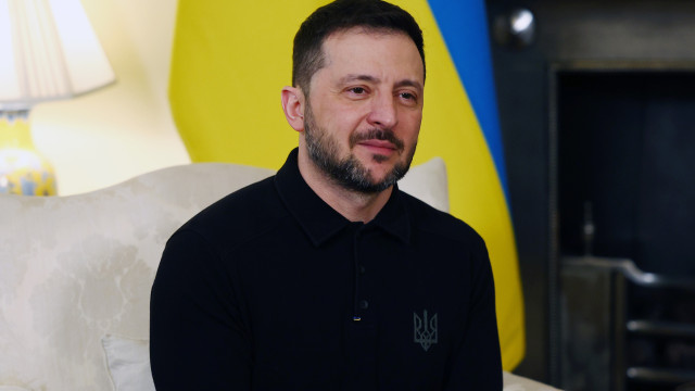 Zelensky confirma retoma de contactos com os EUA