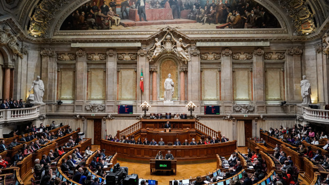 AO MINUTO: