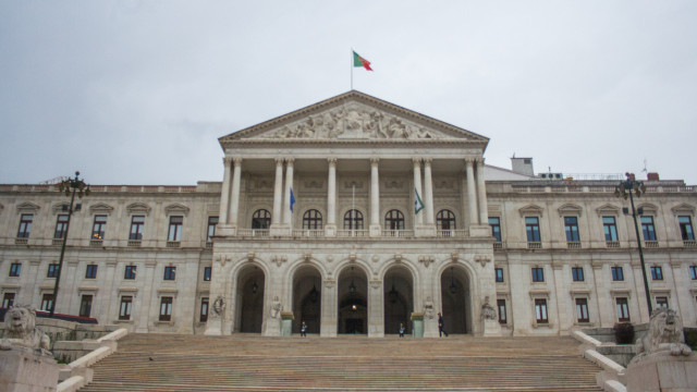 Rondas e segurança na AR: Por quem é feita, como e... reforçada há dias?