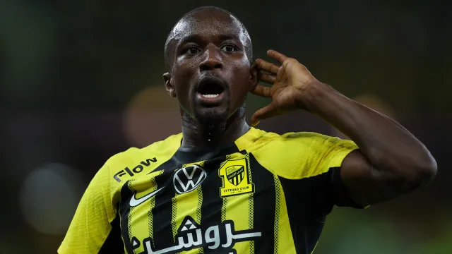 Benfica aponta a Moussa Diaby, mas enfrenta concorrÃªncia de peso