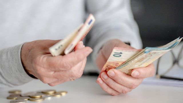 Confira se tem direito ao Complemento Solidário para Idosos (e o valor)