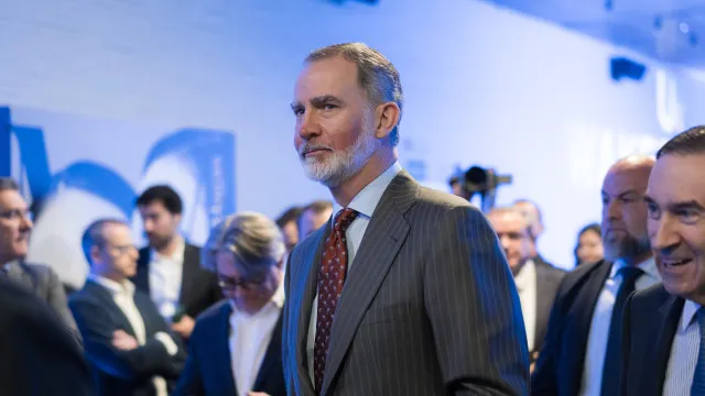 
                    Rei Felipe VI submetido a cirurgia às cataratas. Passará noite internado
                