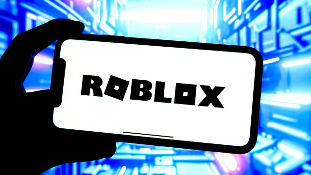 Brasileiros ganham R$ 2.100 para buscar pedofilia e incentivo a automutilação no Roblox