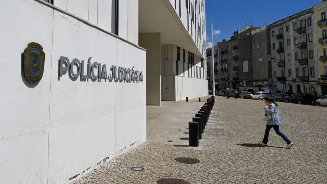 
                    Detido em Viseu português procurado pelo Reino Unido por abusar enteada
                