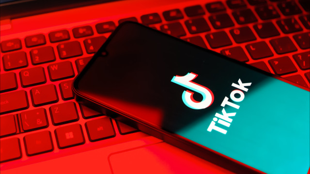 TikTok contribuiu para divulgar boato sobre paracetamol e autismo