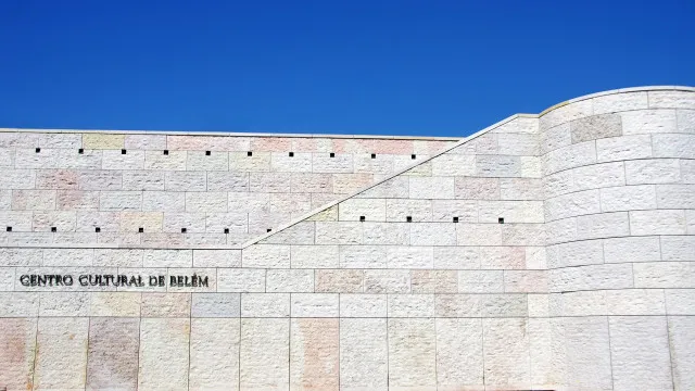 
                    CCB celebra os cem anos de nascimento de Miles Davis e John Coltrane
                