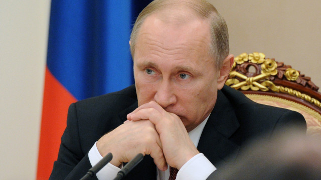 Rússia prepara teste de míssil nuclear enquanto Trump se reúne com Putin