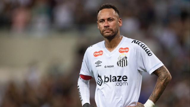 Neymar é relacionado para jogo com Flamengo após ser desfalque em clássico