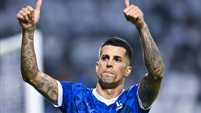 João Cancelo entra em rota de colisão com Al Hilal e pode voltar a Itália
