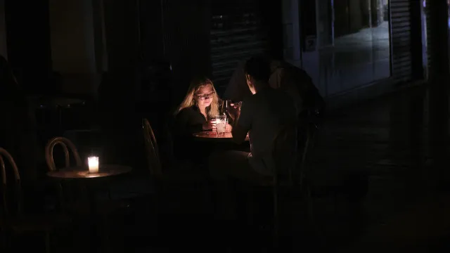 
                    Apagão. Espanha abre inquéritos que poderão resultar em sanções
                