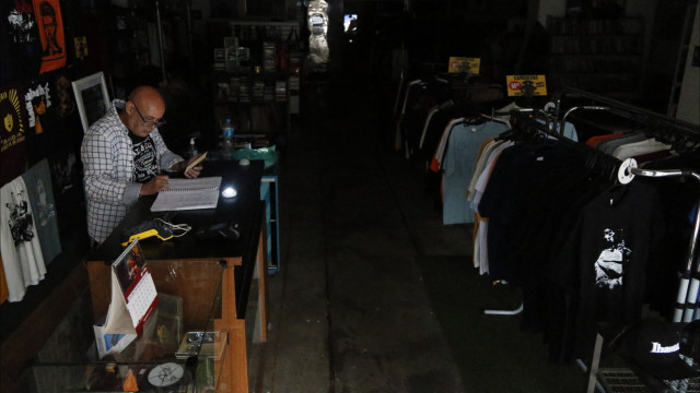 Após ciclone, 1,3 milhão de imóveis continuam sem energia em SP