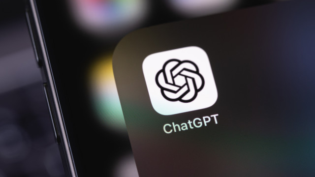 ChatGPT: Saúde atrai 40 milhões de usuários diários ao usar a plataforma 2 OpenAI atualiza ChatGPT para interações com menores mais seguras