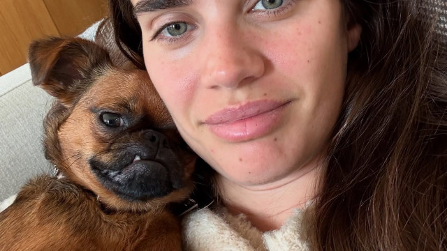 Com o cão desaparecido, Sara Sampaio assume que a 