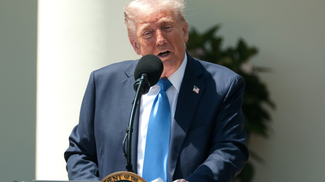Trump quer Dia da Vitória nos aniversários do fim das guerras mundiais
