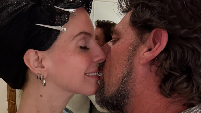O amor está no ar... A rara selfie de Lana Del Rey com o namorado