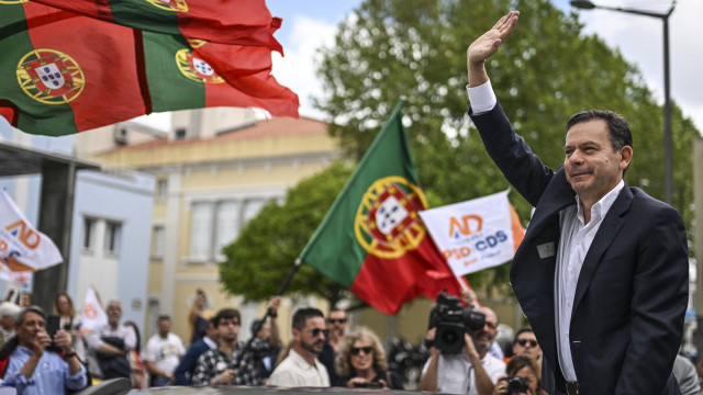 Montenegro considera ministra da Saúde um quadro 