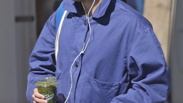 Fãs de Harry Styles em 'delírio'. Cantor esteve na Praça de São Pedro?