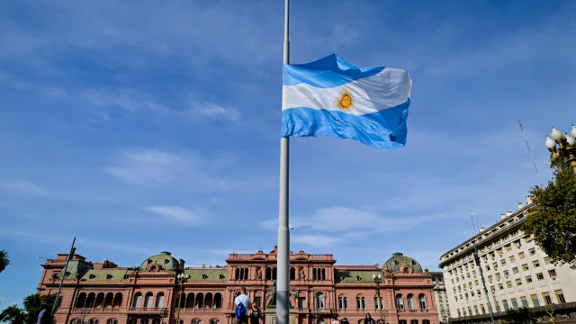Buenos Aires protesta contra navio militar britÃ¢nico em Ã¡guas argentinas