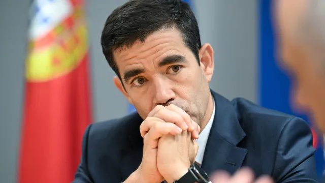 
                    Leitão Amaro diz que Estado pode ajudar os media sem se intrometer
                