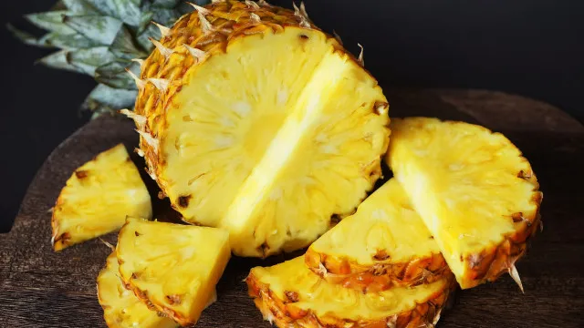 Adeus, fígado gorduroso! O que acontece se comer abacaxi todos os dias?