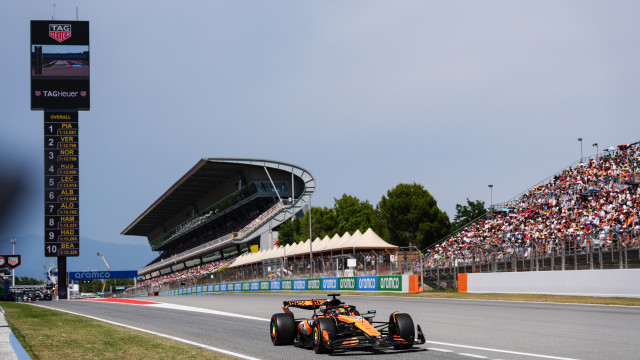 Piastri conquista pole position no GP de Espanha. Verstappen no pódio