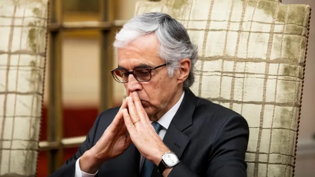 
                    Crimes sexuais: Aguiar-Branco com dúvidas em projetos do Livre e Chega
                