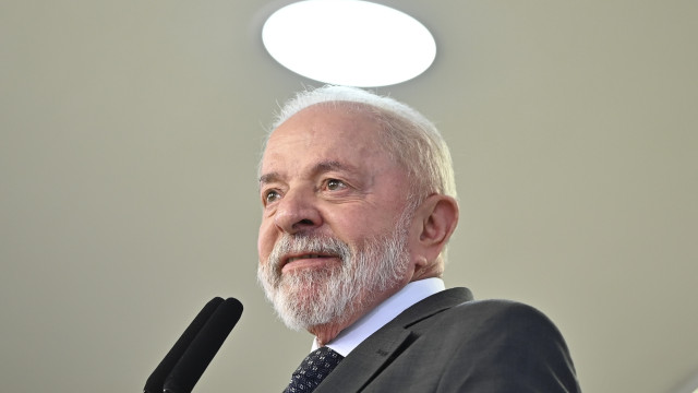 Lula veta aumento do número de deputados federais