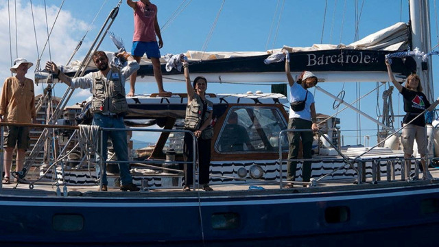 Barco humanitário com 12 ativistas a bordo aproxima-se de Gaza