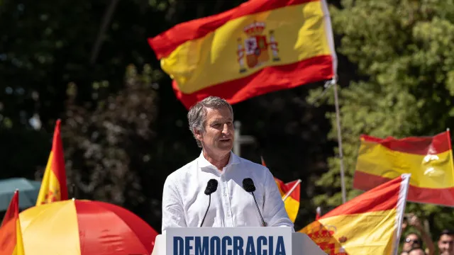 
                    Espanha. PP e PSOE iniciam campanha com foco em Ceuta e habitação
                