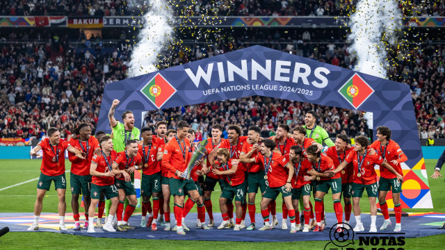 'Não há duas sem três', Cristiano Ronaldo. Portugal 'reina' na Europa