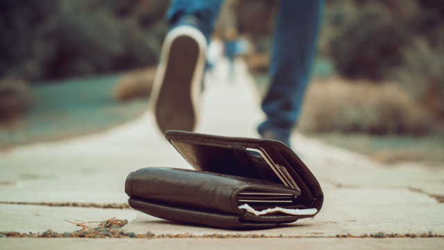 Se perdeu a carteira (com os documentos), há um serviço que deve conhecer