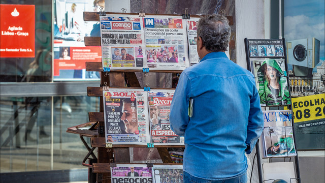 Em Portugal, continua a evitar-se ver notícias.