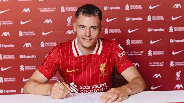 Oficial: Liverpool bate recorde e anuncia contratação de Florian Wirtz