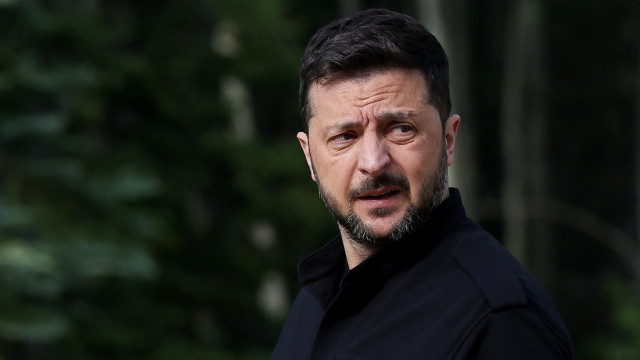 Zelensky afasta retirada do Donbass como parte de acordo com a Rússia